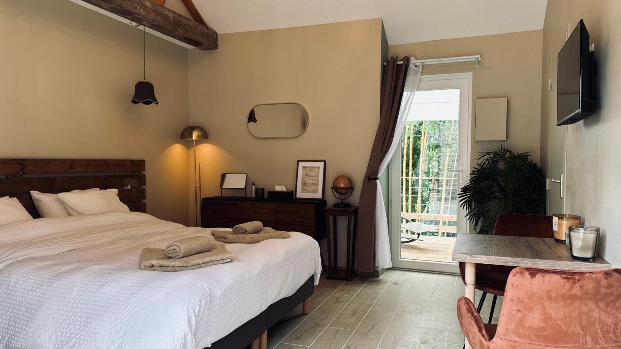 Domaine Kaet Hotel Ratenelle Room photo